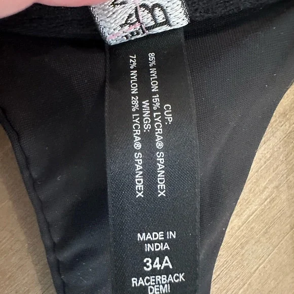 NWOT Victoria Secret bra - Picture 4 of 5